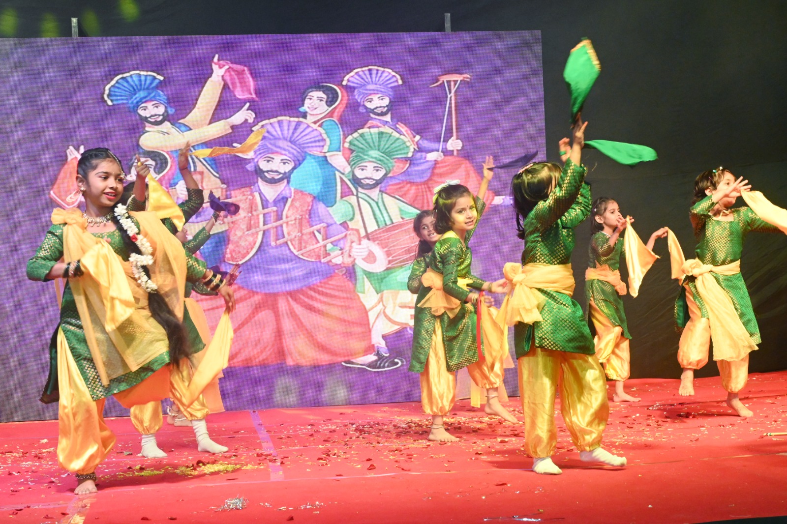 Our students lit up the stage with a vibrant Bhangra dance performance on the occasion of our Annual Day... 2k25 